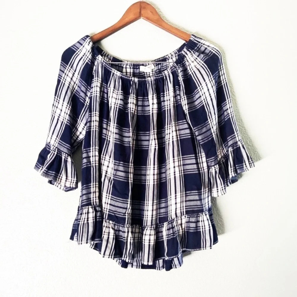 Plaid Tartan Blouse Off the Shoulder Size Medium Fall Spring BEACHLUNCHLOUNGE